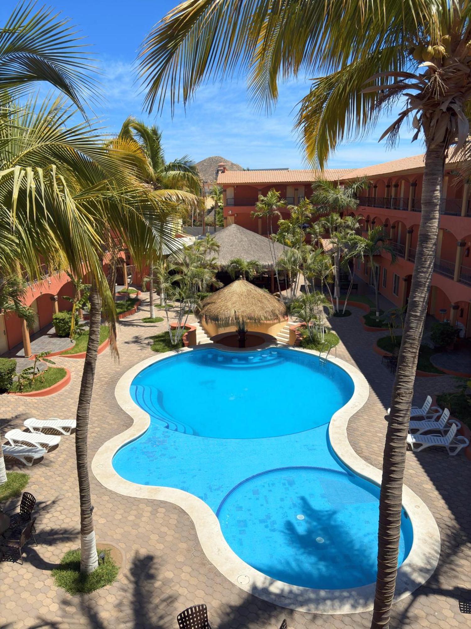 Hotel Real Cabos 3*